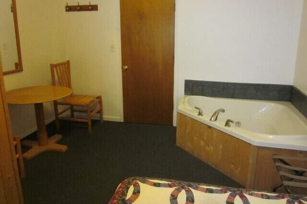 Photo of Bathroom in Mead