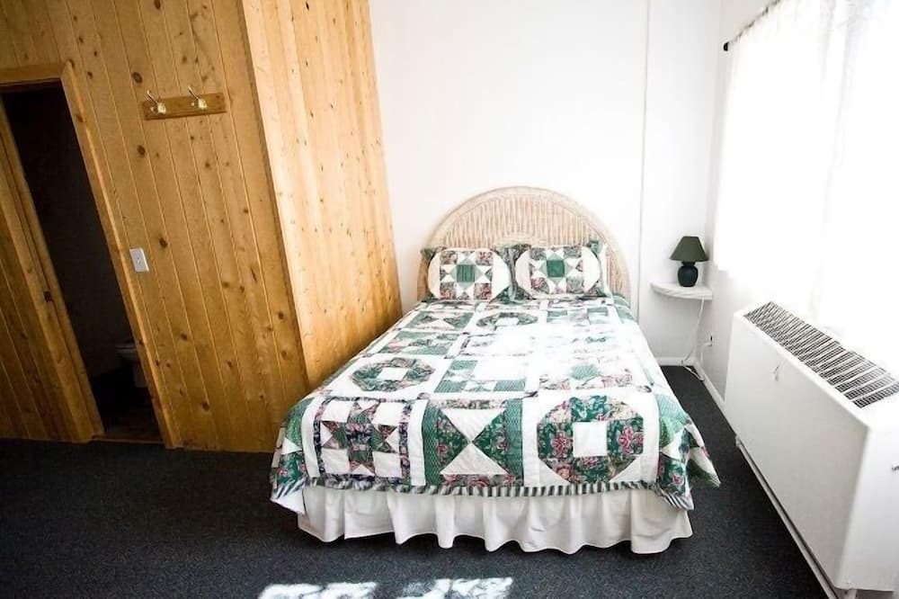 Photo of Bedroom in Mead