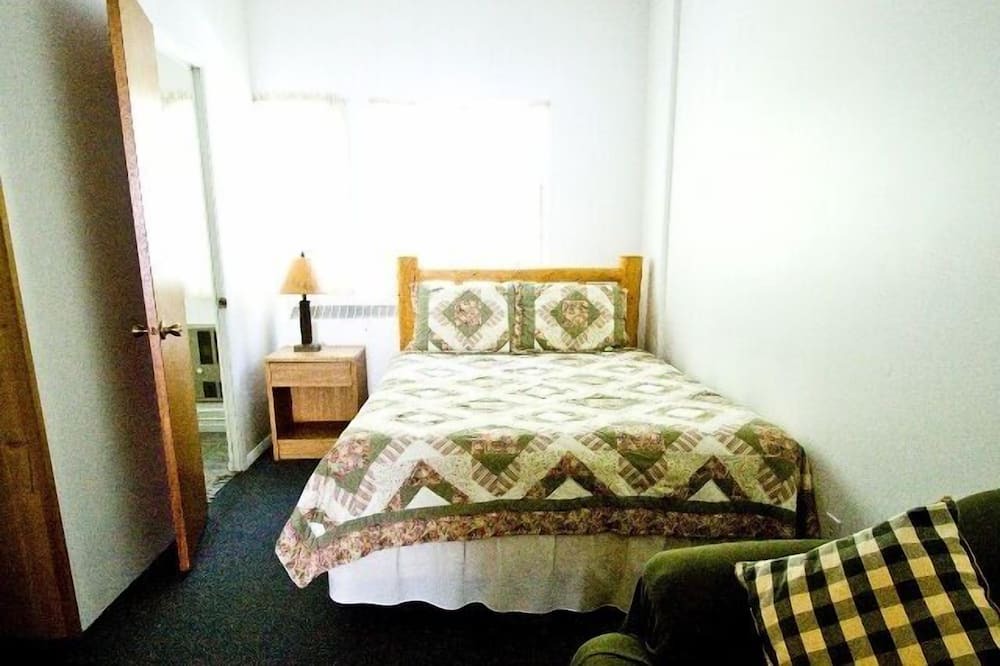Photo of Bedroom in Mead