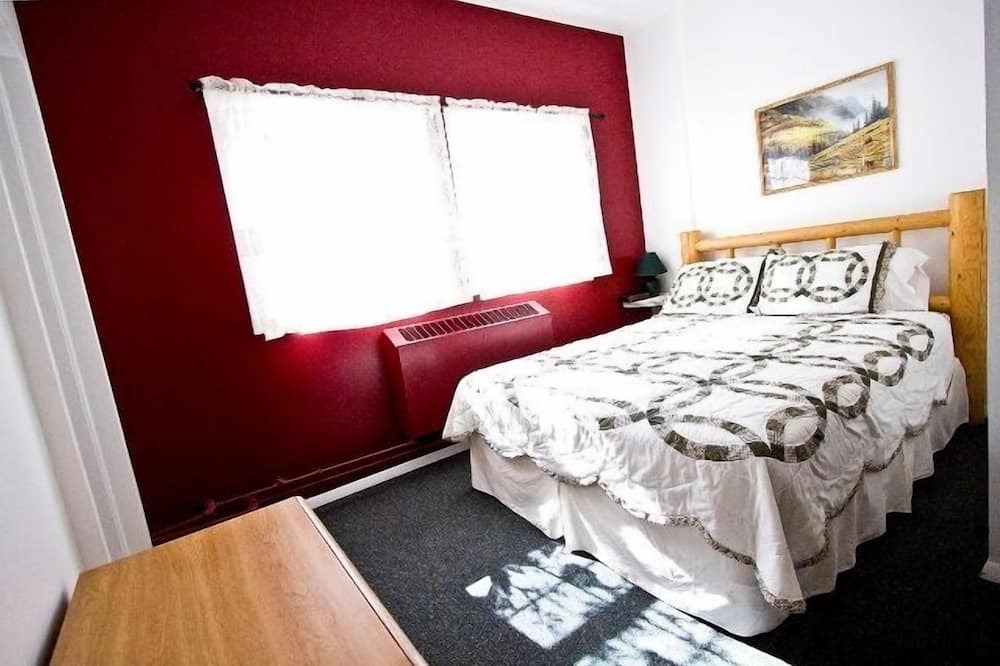 Photo of Bedroom in Mead