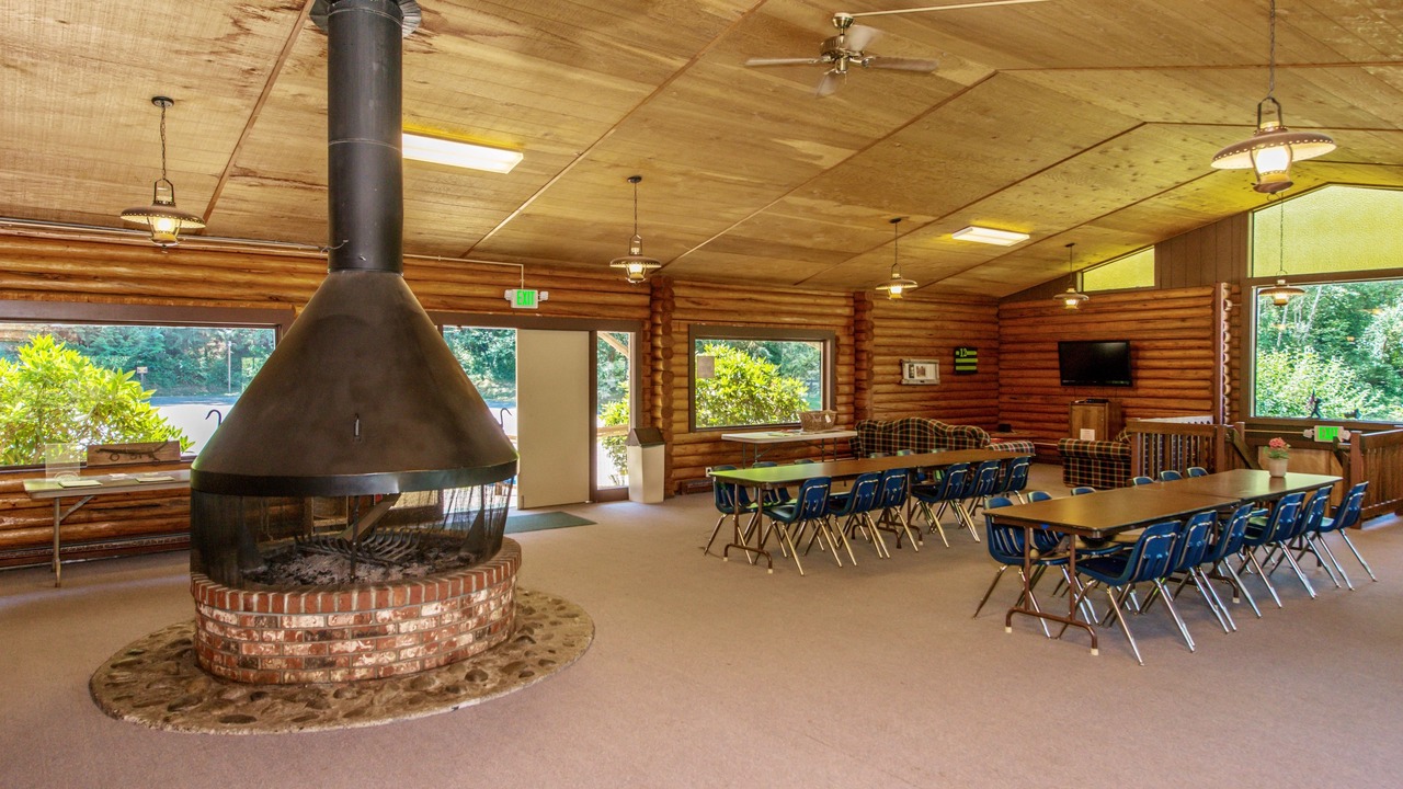 Photo of Livingroom in Centralia - Chehalis