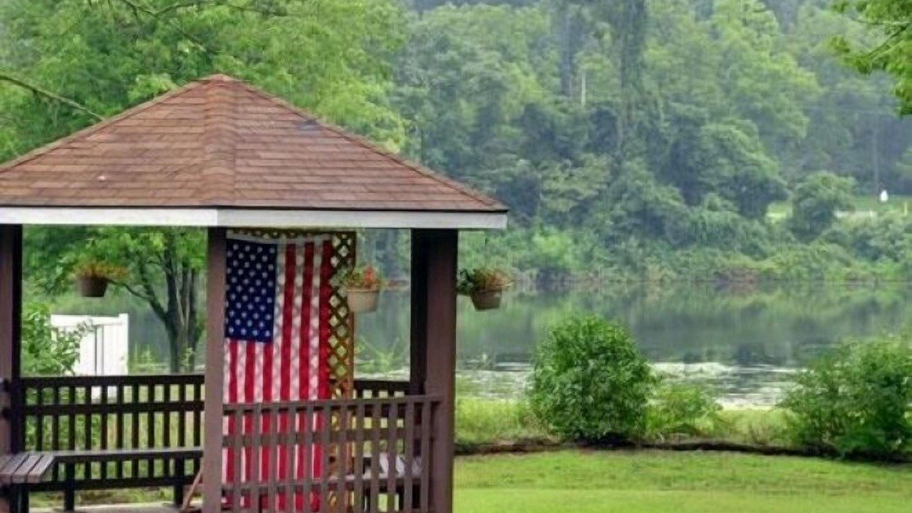 Photo of Buildings in Lebanon - Pine Grove