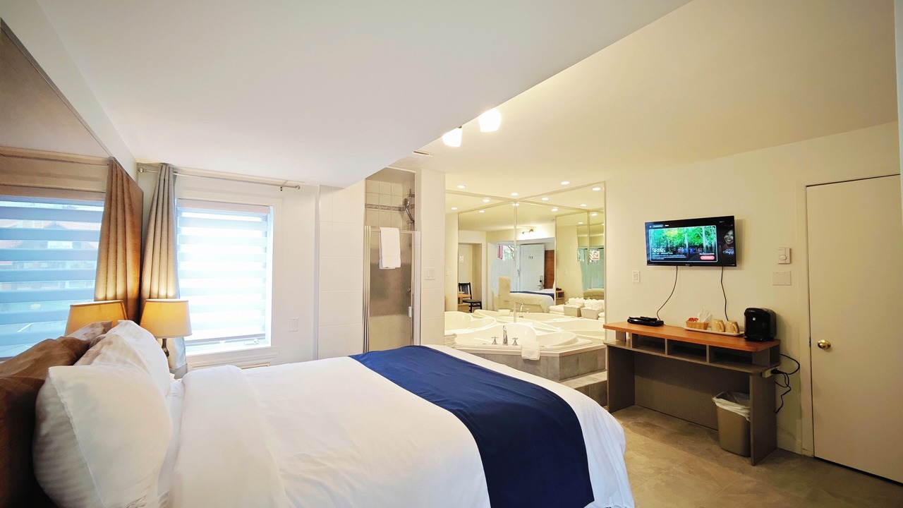 Photo of Bedroom in Saint-Sauveur