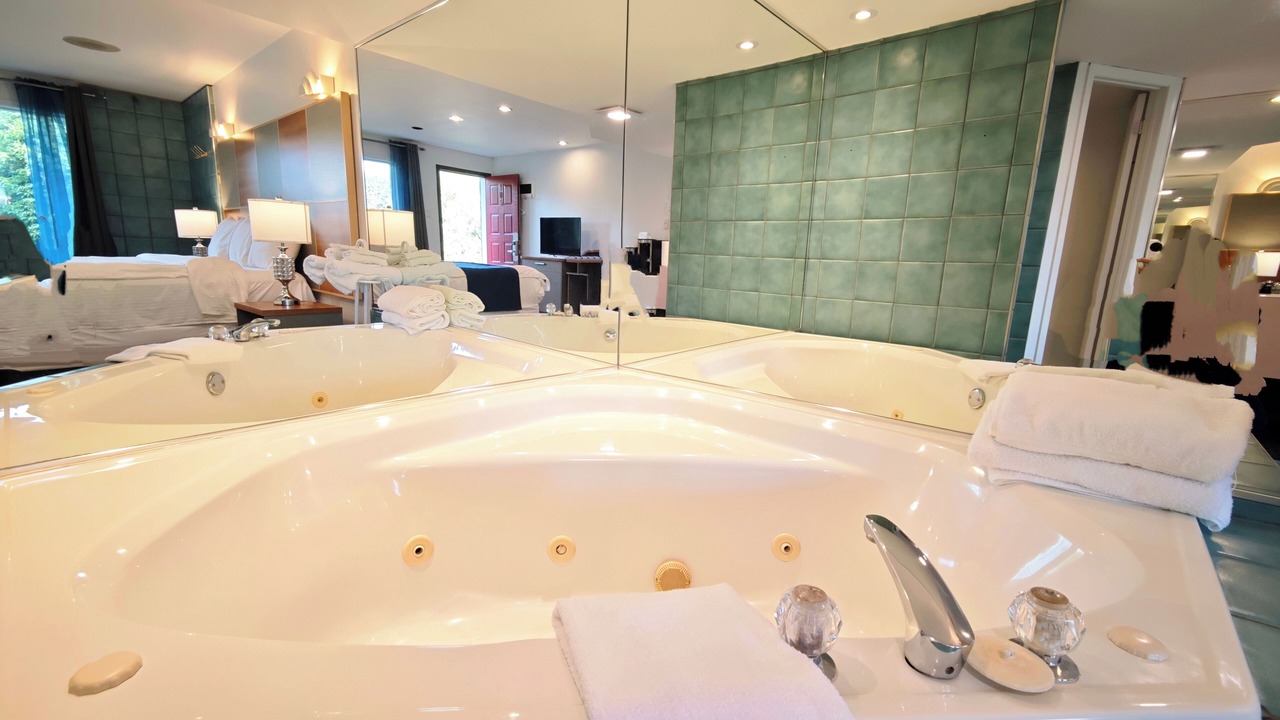 Photo of Bedroom in Saint-Sauveur