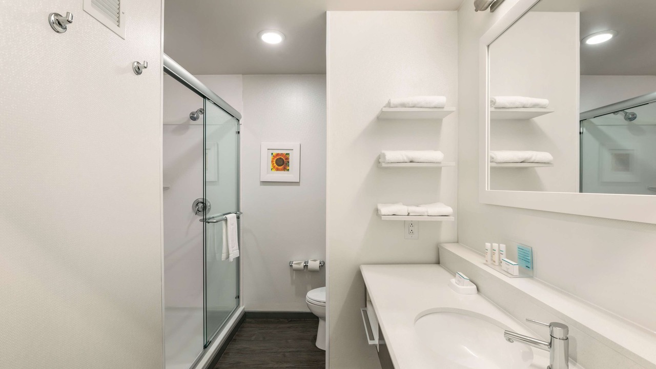 Photo of Bathroom in Lavonia