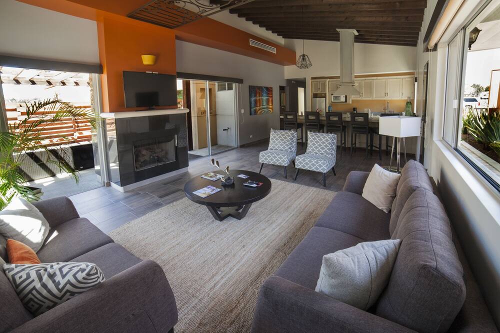 Photo of Livingroom in Tecate