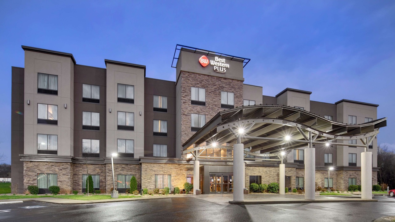 Photo of Buildings in Clarksville