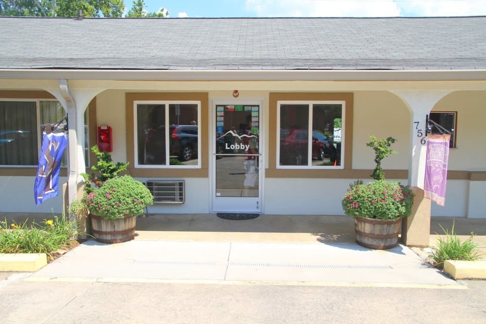 Photo of Outdoor in Sylva