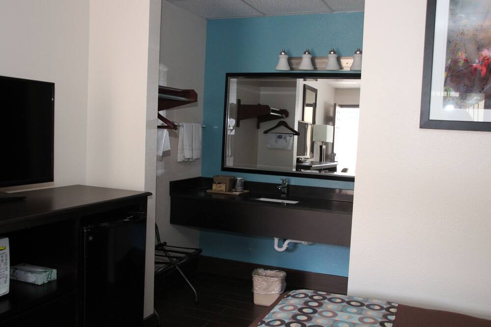 Photo of Bedroom in Sylva