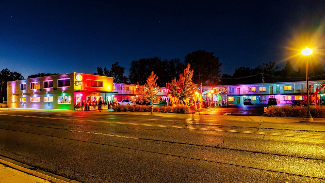 Photo of Outdoor in Royal Oak