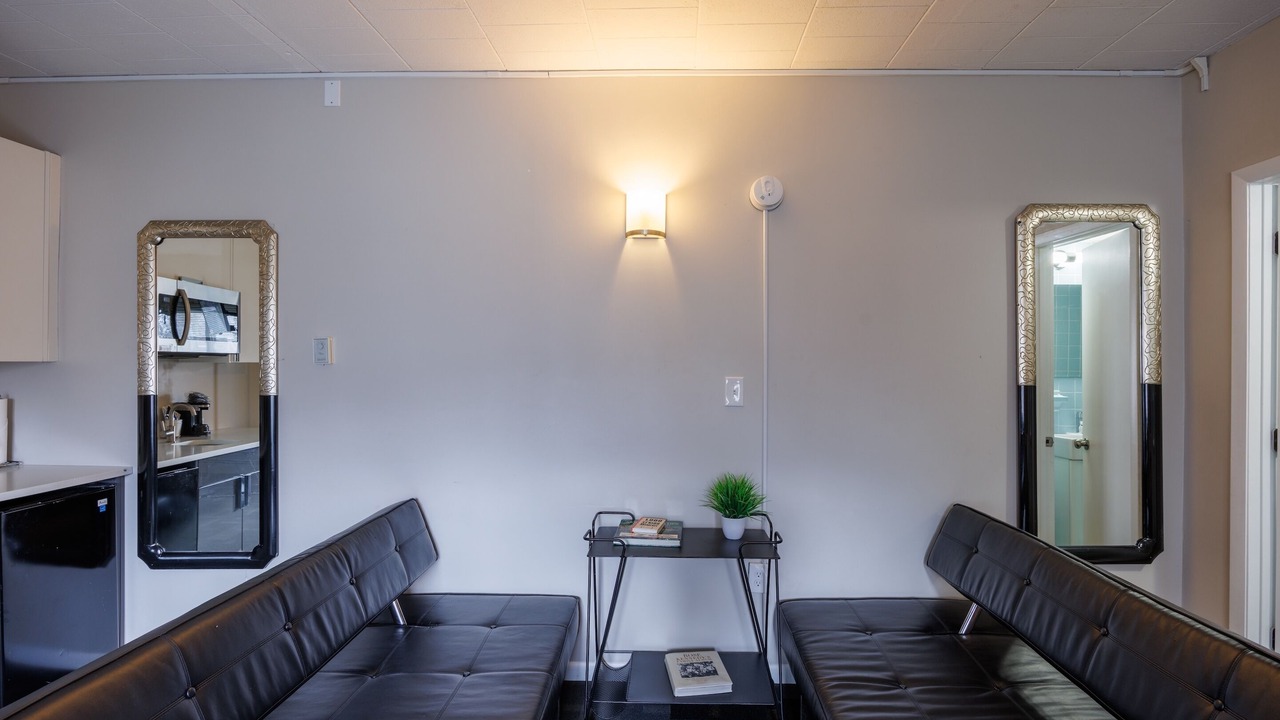 Photo of Bedroom in Royal Oak