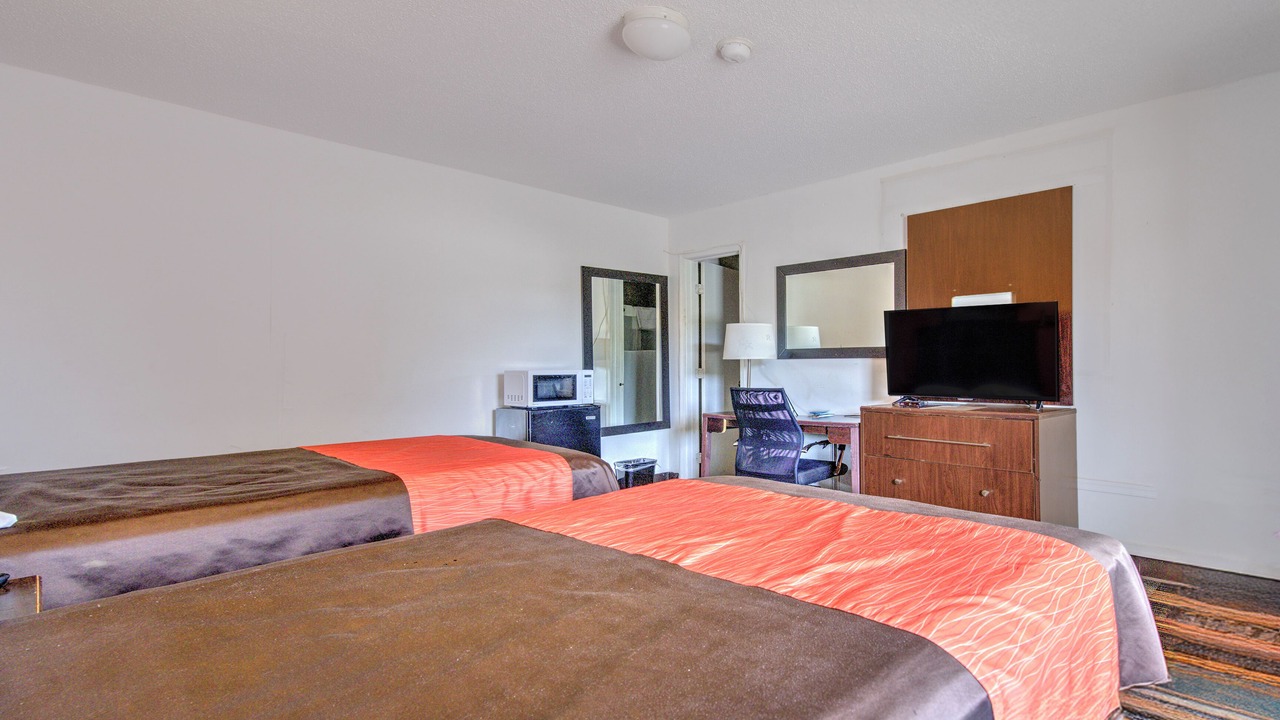 Photo of Bedroom in Ashland