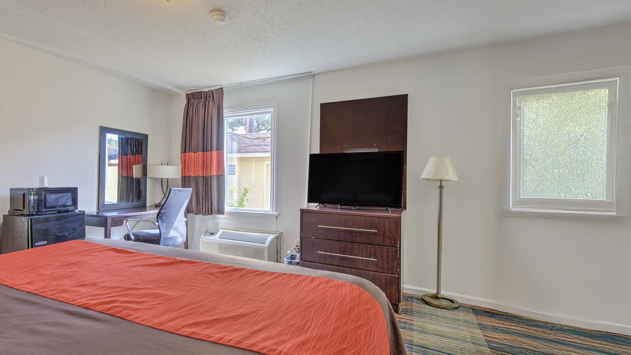 Photo of Bedroom in Ashland