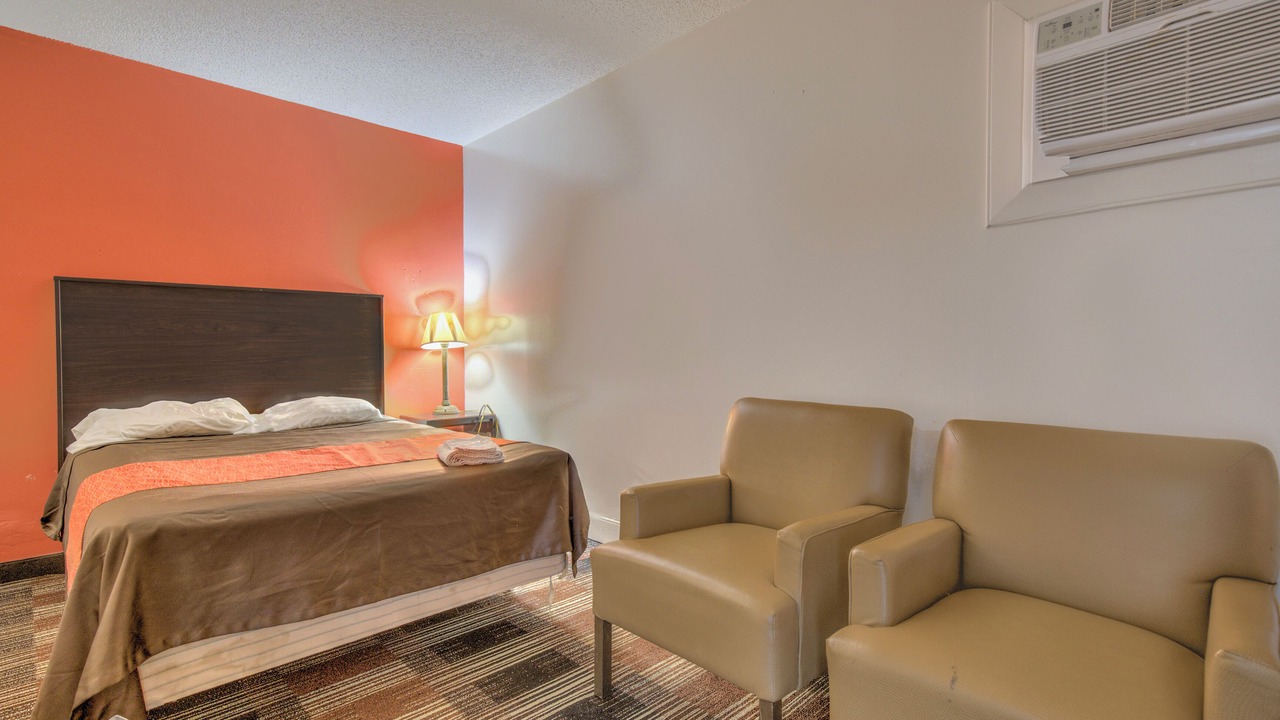 Photo of Bedroom in Ashland
