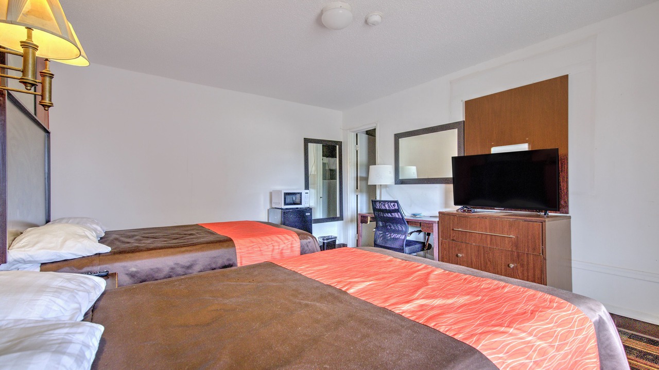 Photo of Bedroom in Ashland