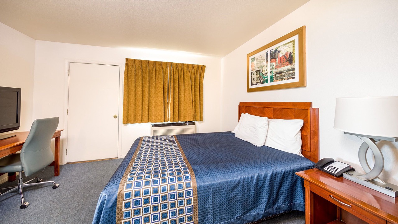 Photo of Bedroom in Hood River