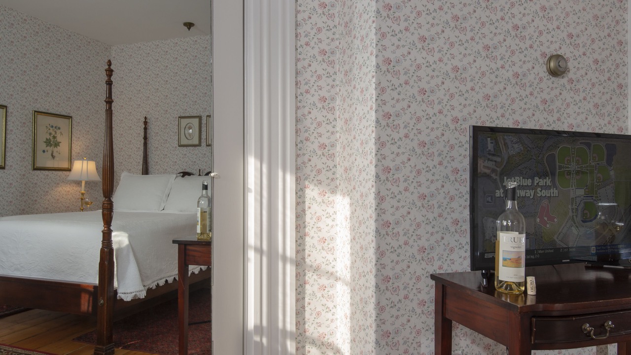 Photo of Bedroom in Yarmouth Port