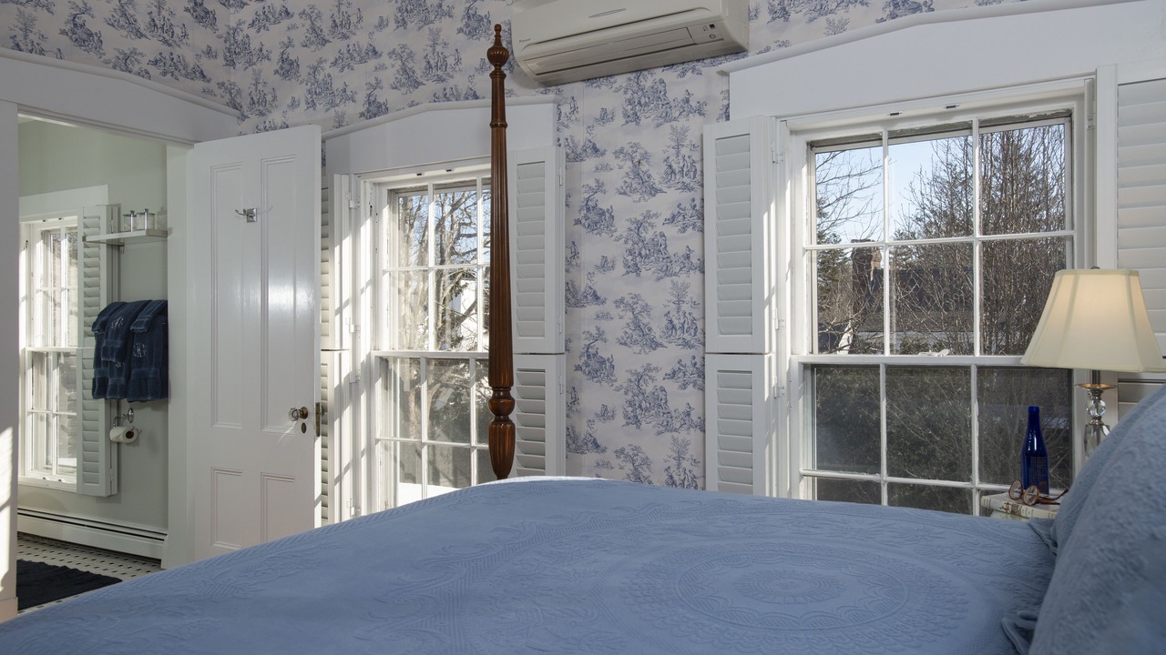 Photo of Bedroom in Yarmouth Port