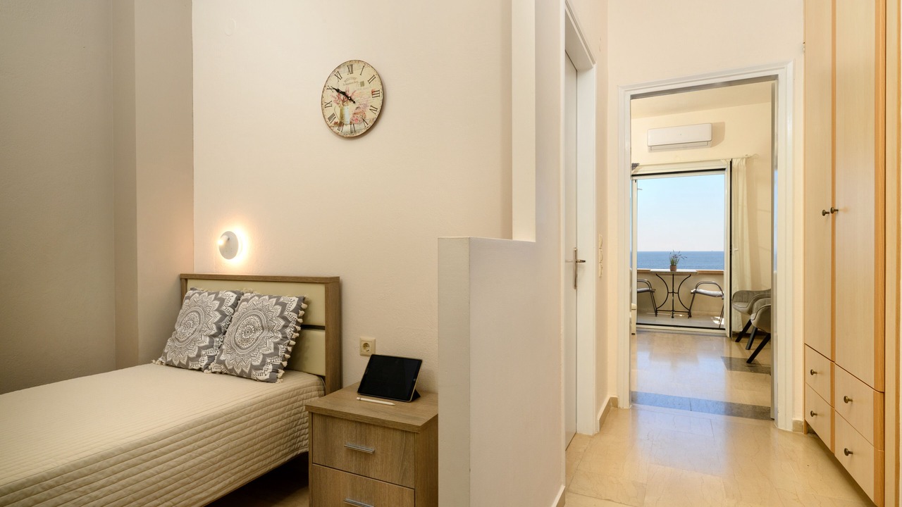 Photo of Bedroom in Nisaki