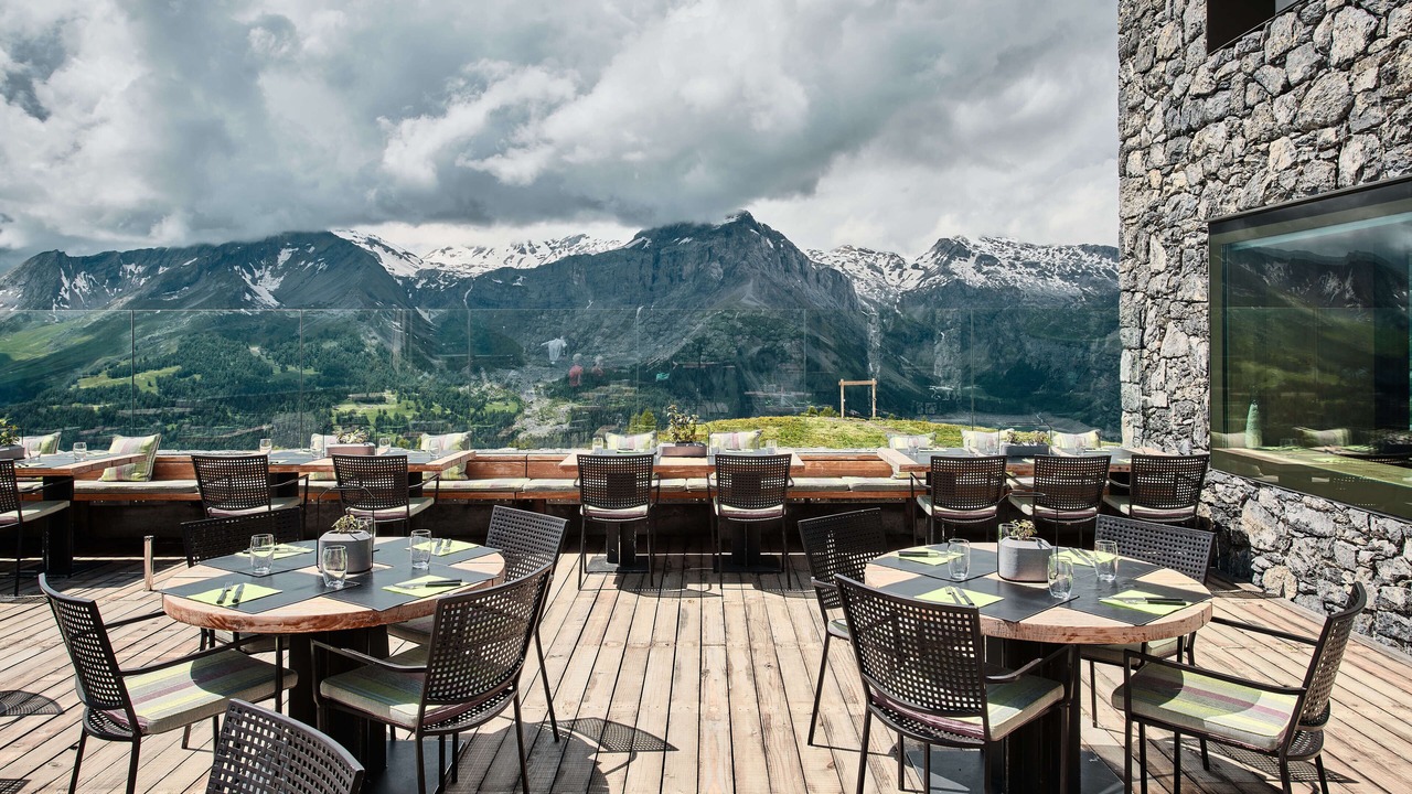 Photo of Patio Balcony in Lens