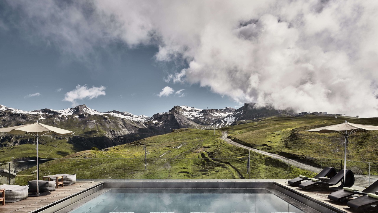 Photo of Outdoor in Lens