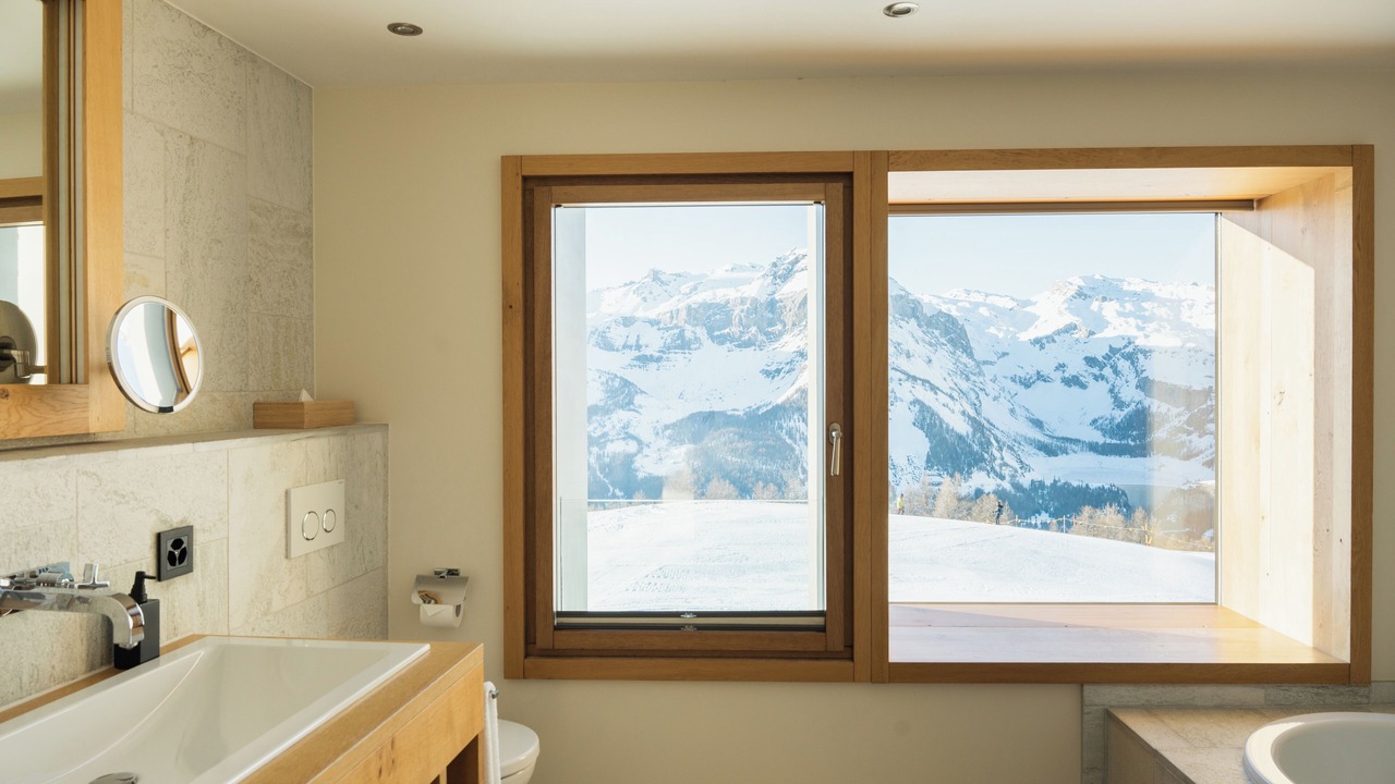 Photo of Bathroom in Lens