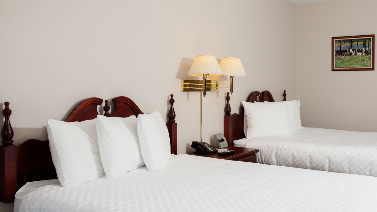 Photo of Bedroom in Brackley Beach