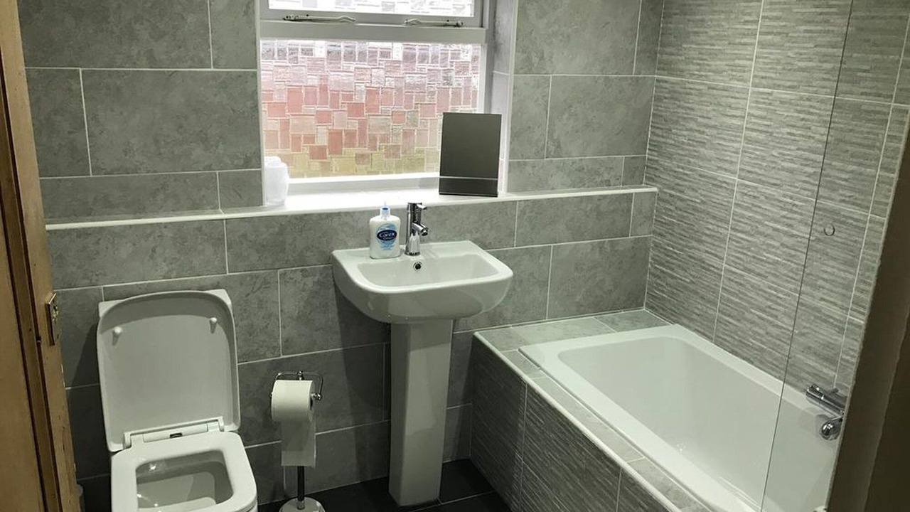 Photo of Bathroom in Hartshorne