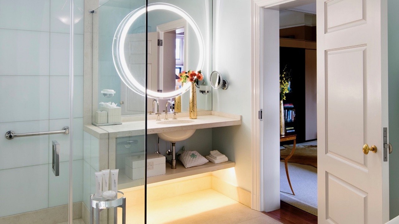 Photo of Others in Downtown Baltimore