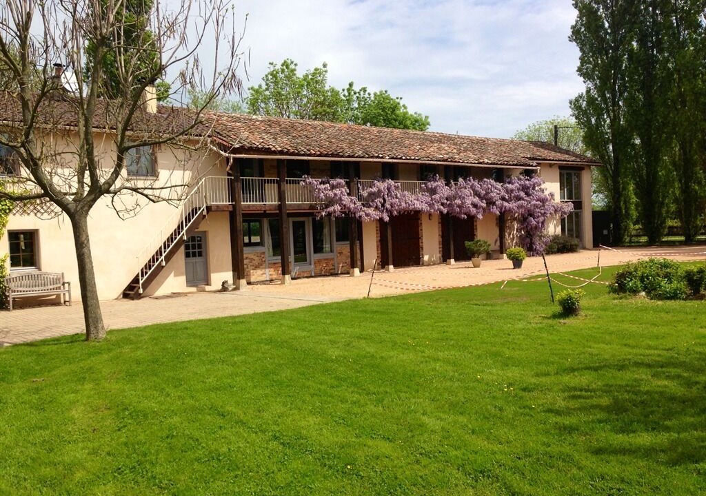 Photo of Outdoor in Saint-Jean-de-Thurigneux