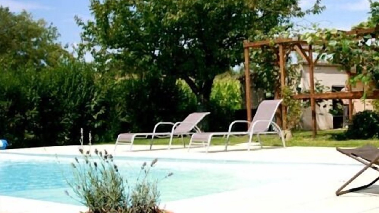 Photo of Outdoor in Saint-Jean-de-Thurigneux