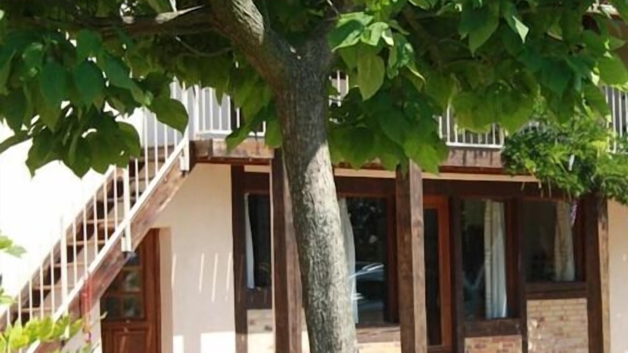 Photo of Outdoor in Saint-Jean-de-Thurigneux