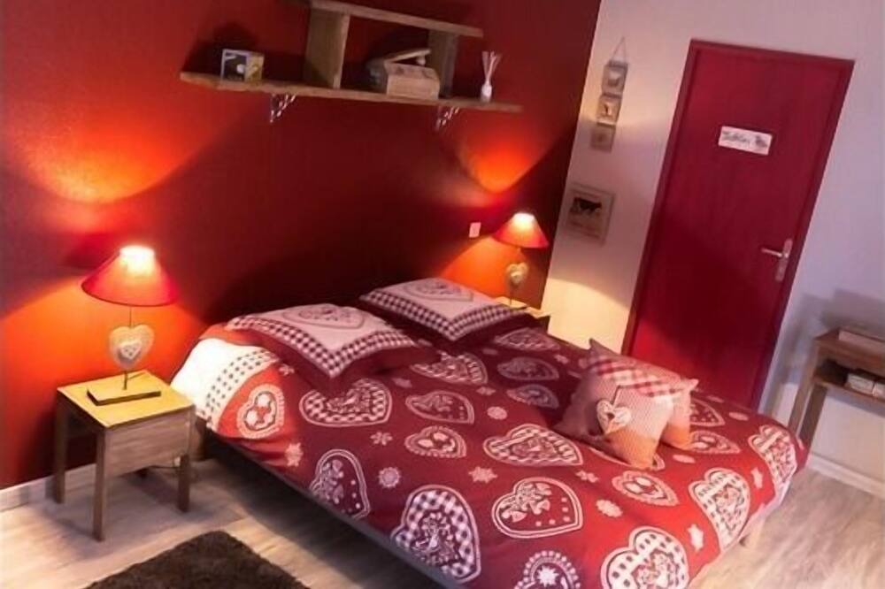 Photo of Bedroom in Calmont