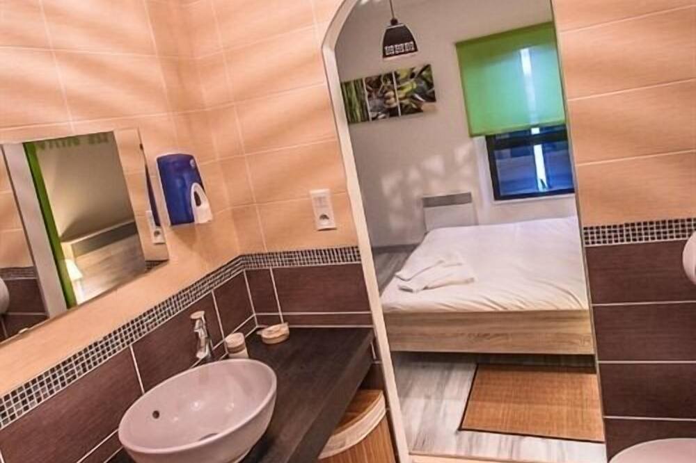 Photo of Bedroom in Calmont
