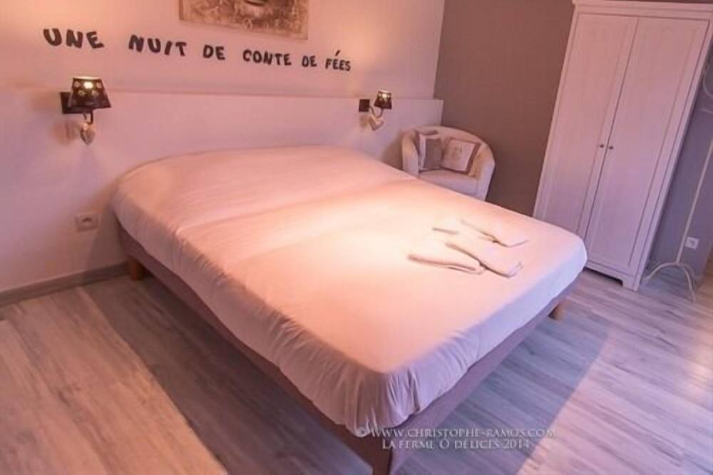 Photo of Bedroom in Calmont