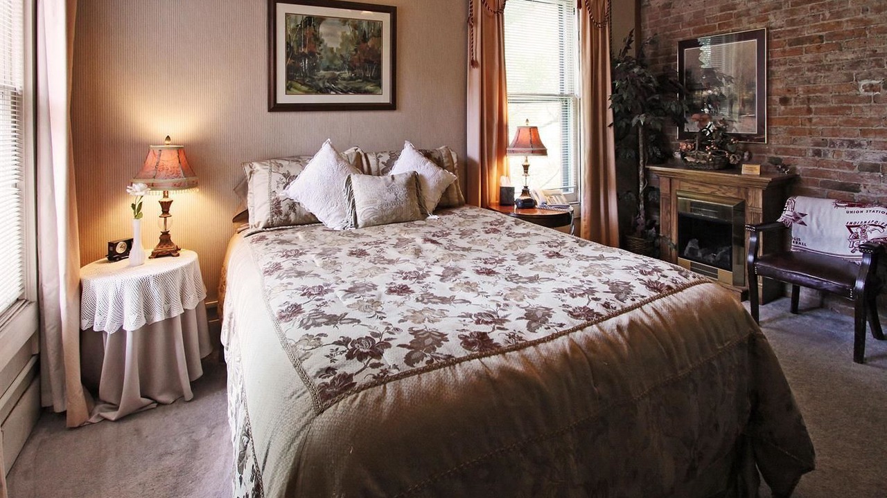 Photo of Bedroom in Old Northside