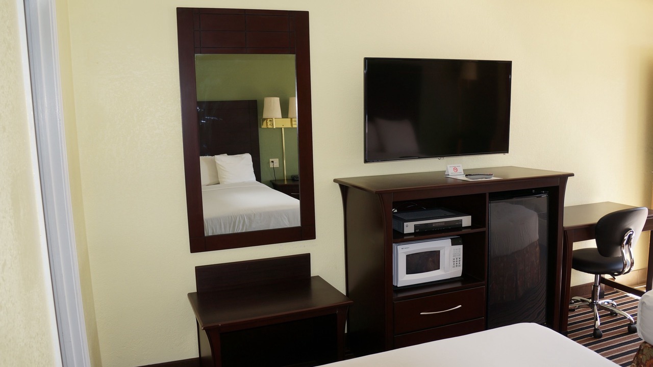 Photo of Bedroom in Pittsburg
