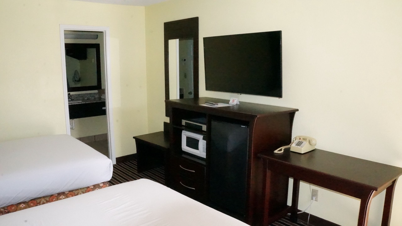 Photo of Bedroom in Pittsburg