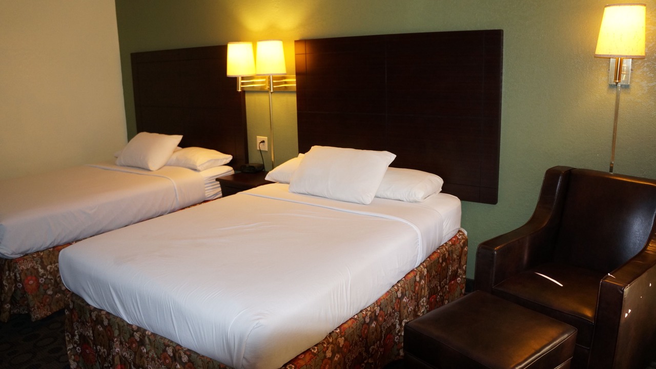 Photo of Bedroom in Pittsburg