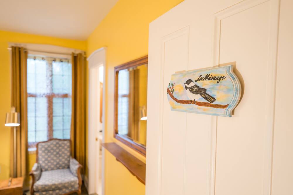 Photo of Bedroom in Bolton-Est