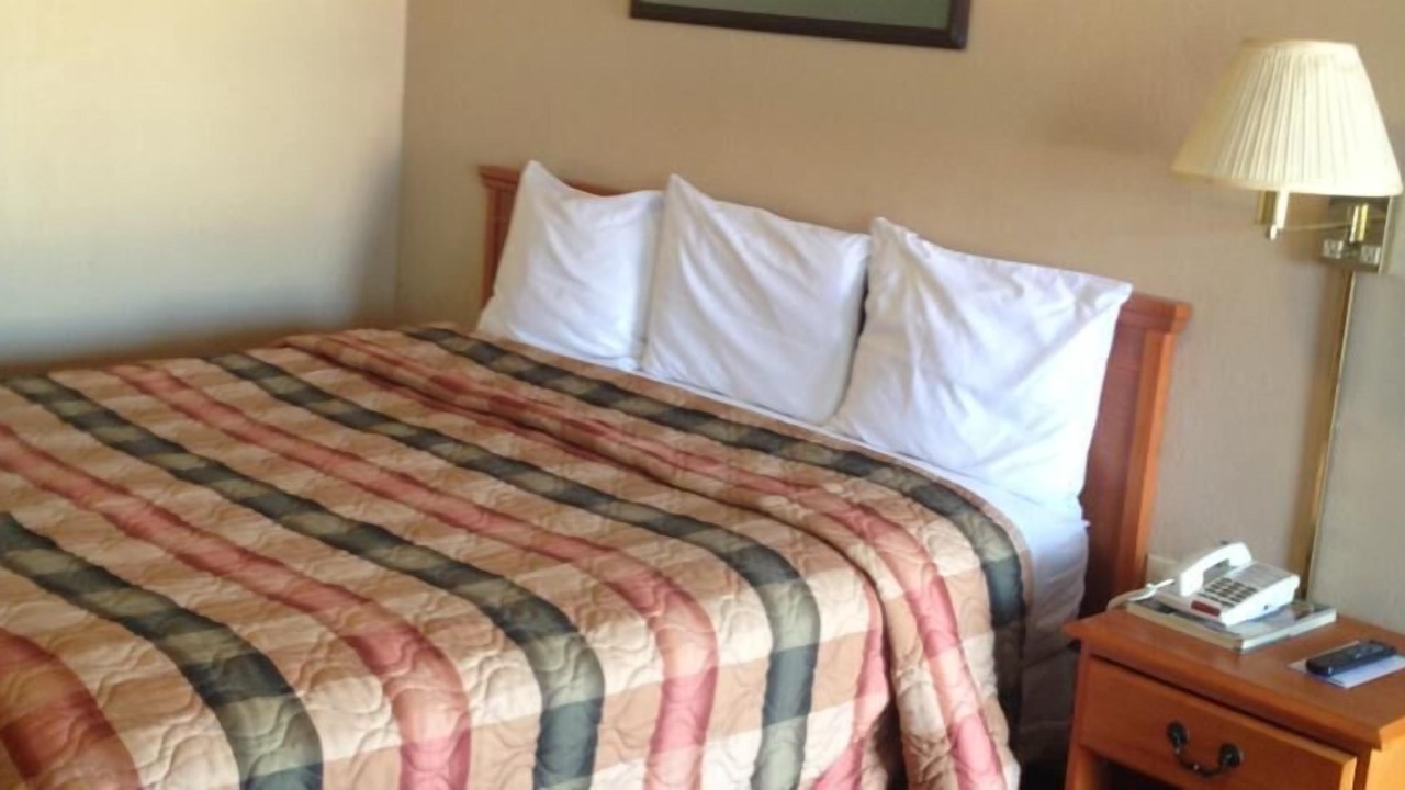 Photo of Bedroom in Lawton