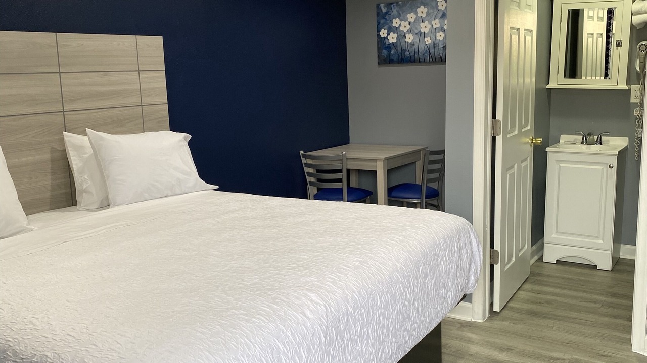 Photo of Bedroom in Dunmore