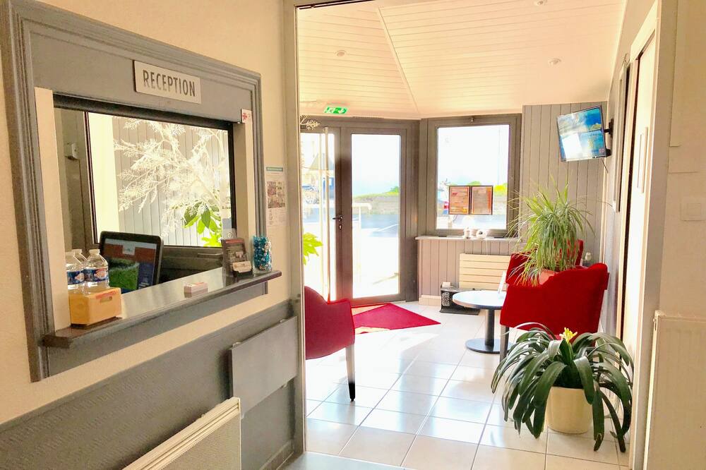 Photo of Others in Matignon