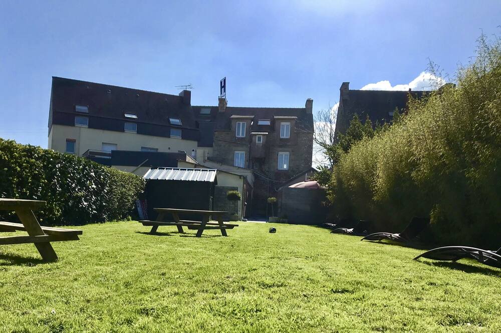 Photo of Outdoor in Matignon