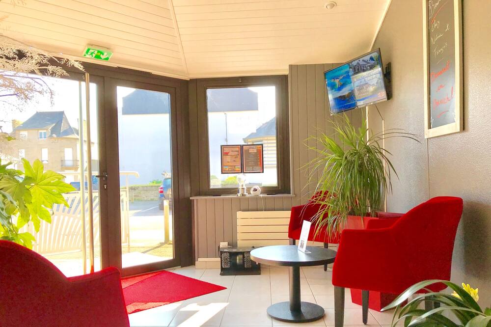 Photo of Others in Matignon