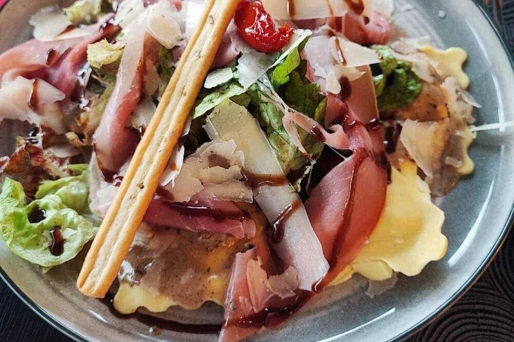 Photo of Others in Matignon