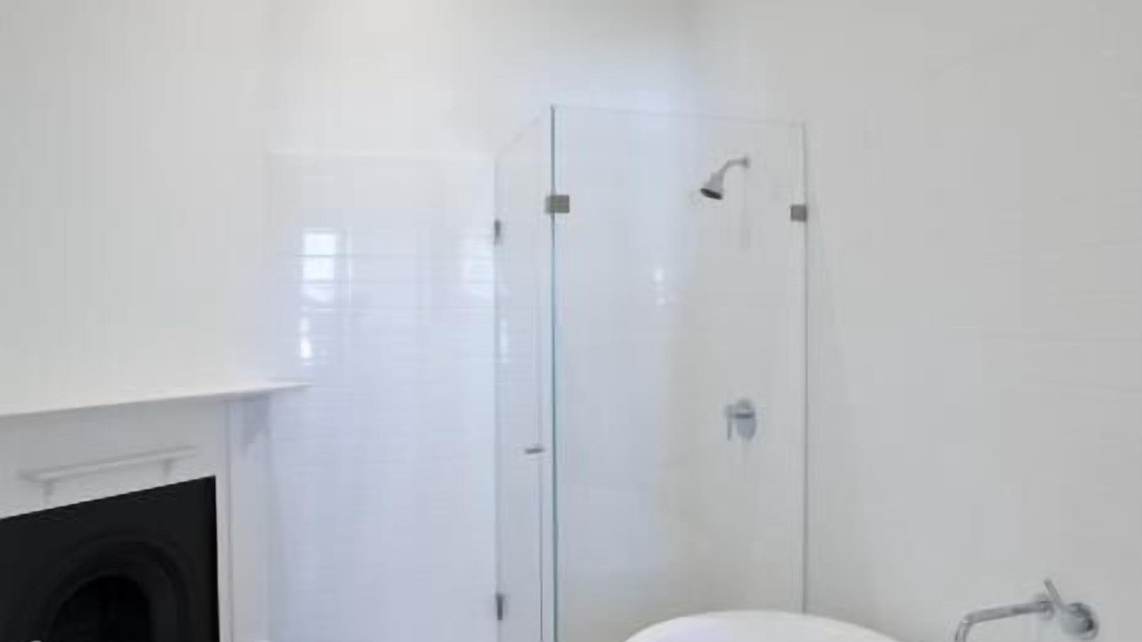 Photo of Bathroom in Cockatoo Island