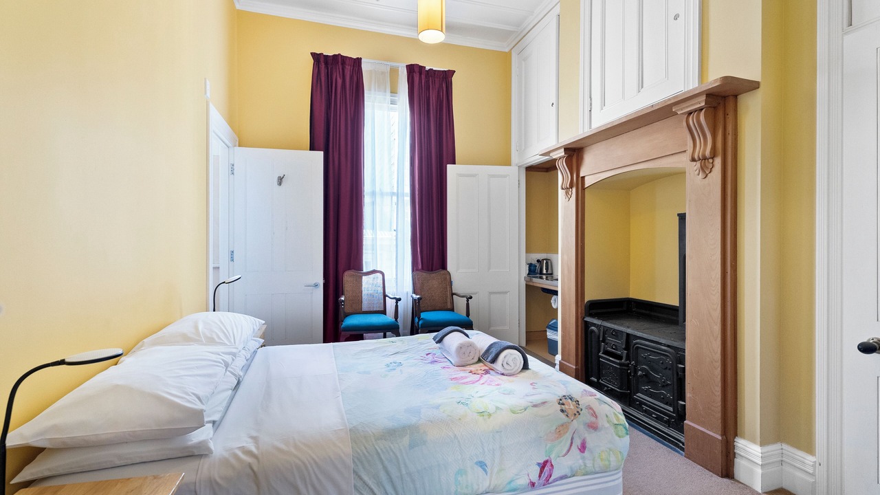 Photo of Bedroom in Newton