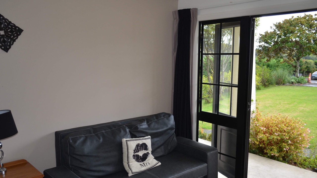 Photo of Bedroom in Snells Beach