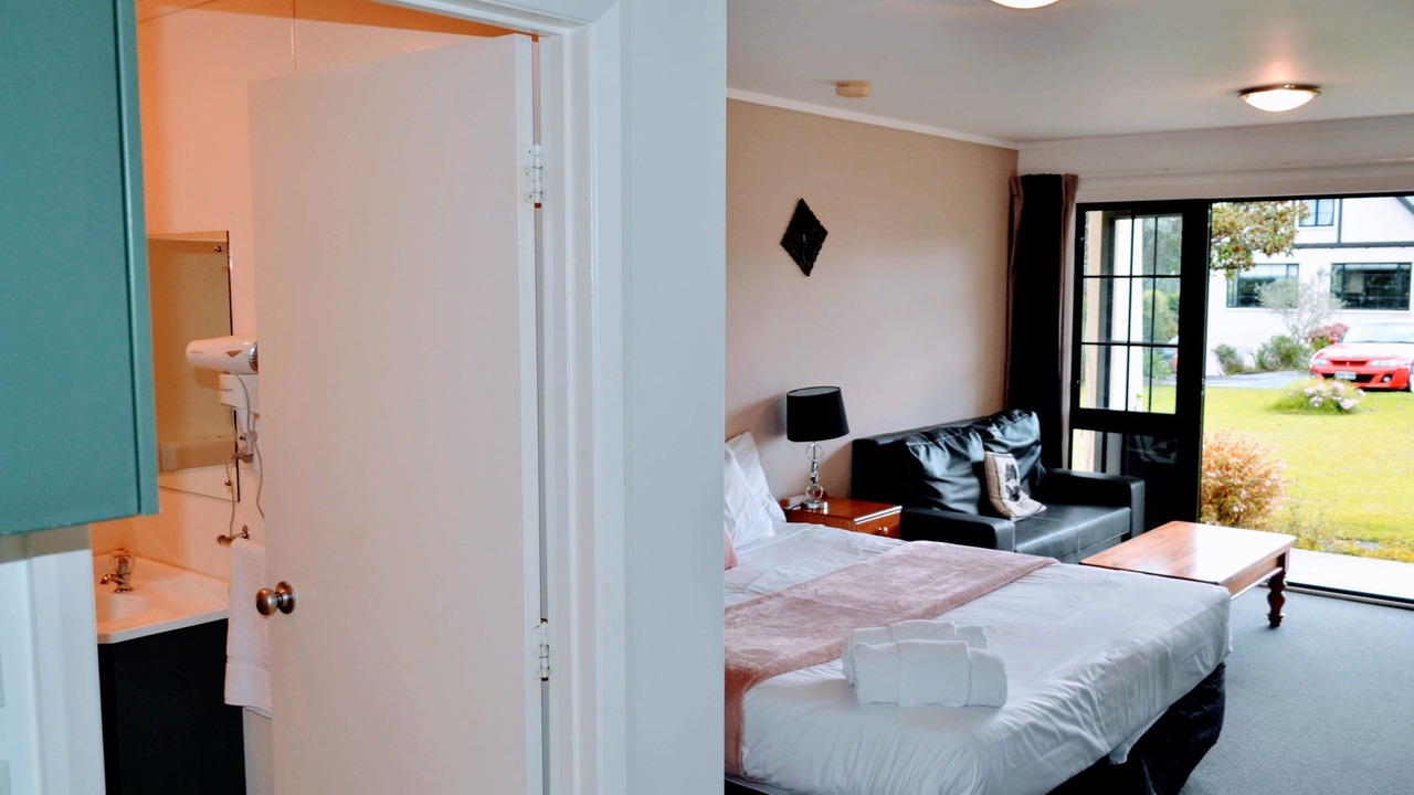 Photo of Bathroom in Snells Beach